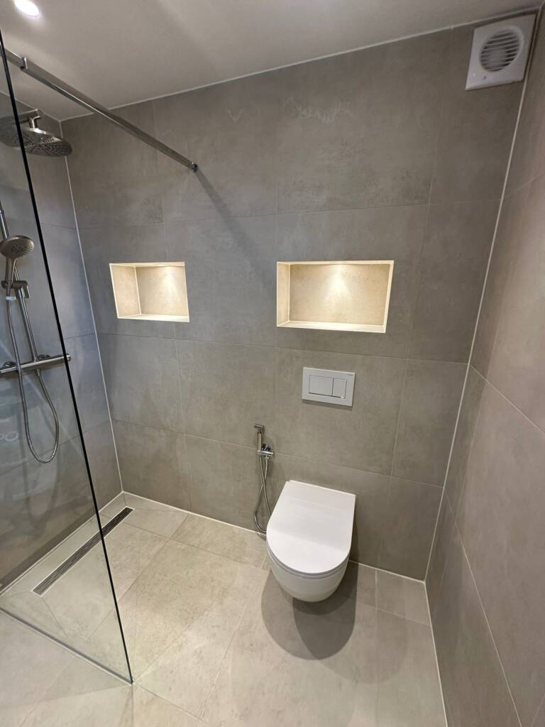 badkamer renovatie Utrecht voor en na
