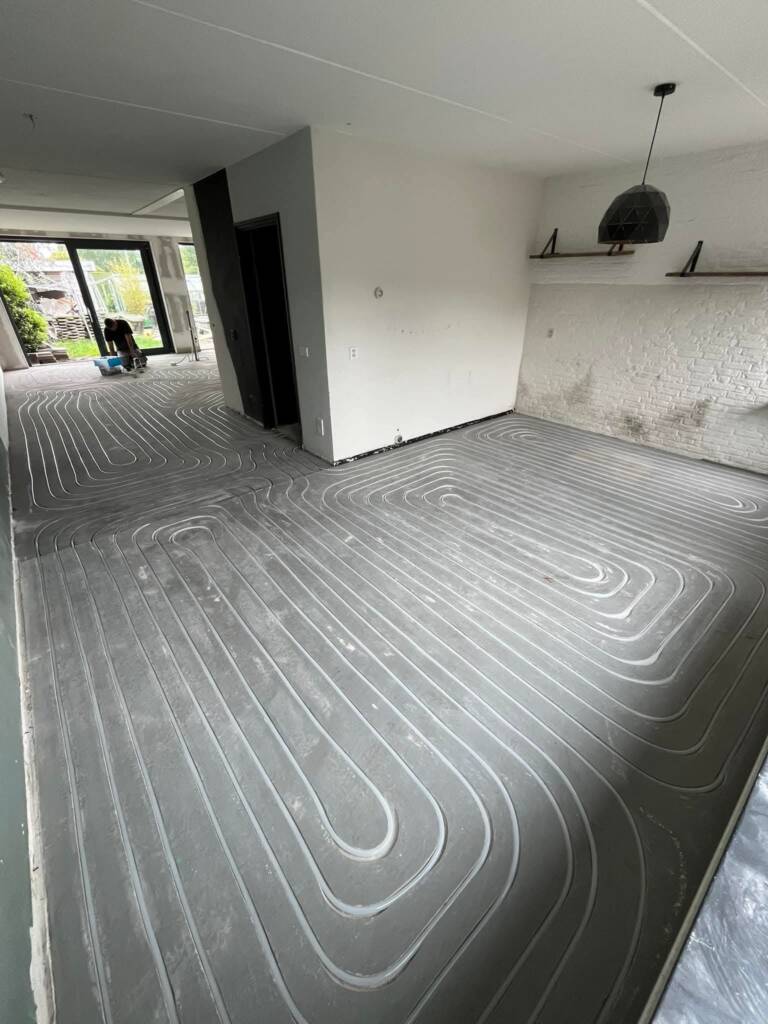 Energiezuinige vloerverwarming installatie tijdens renovatie Utrecht