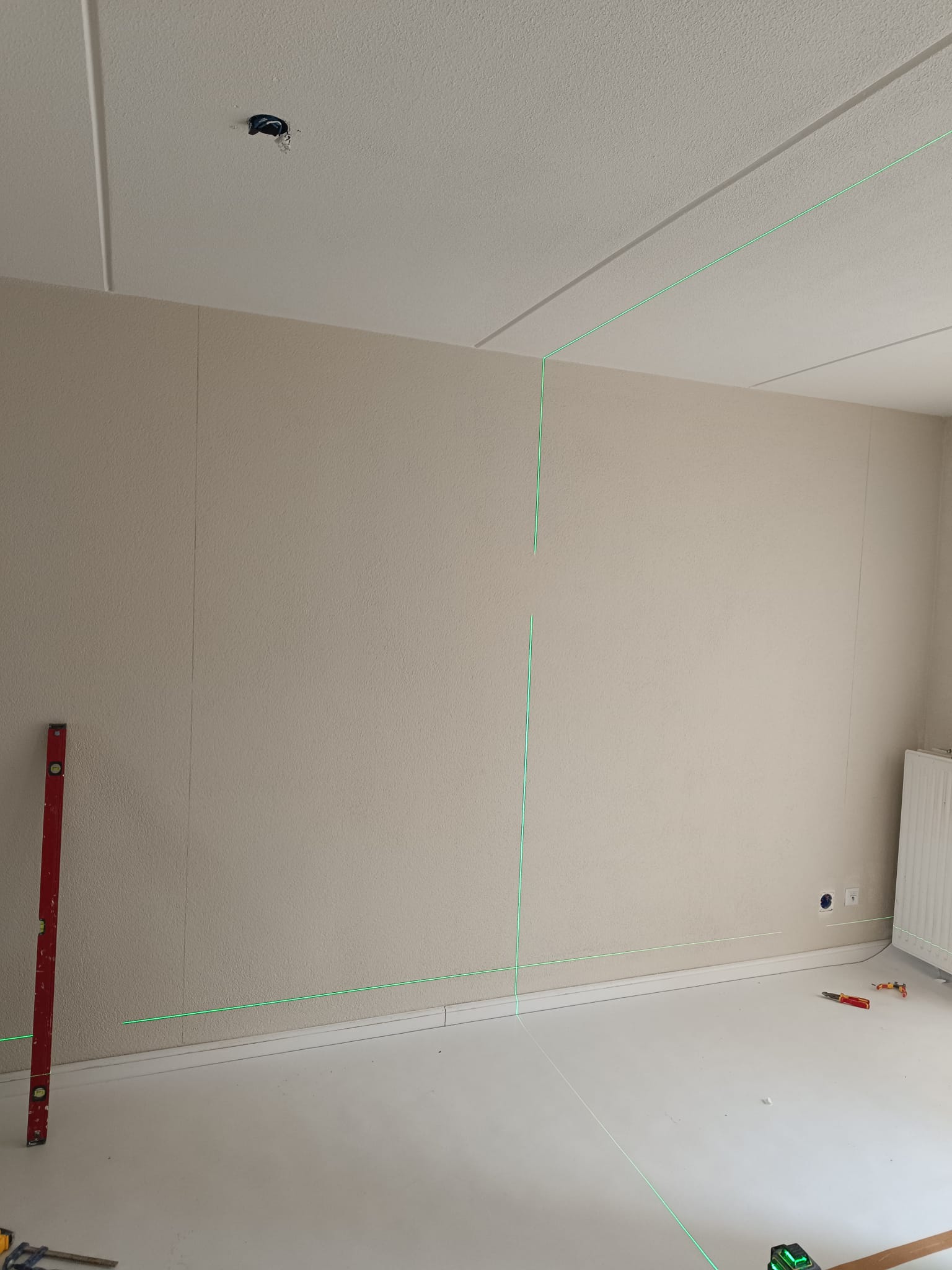Wandpanelen woonkamer project in regio Utrecht